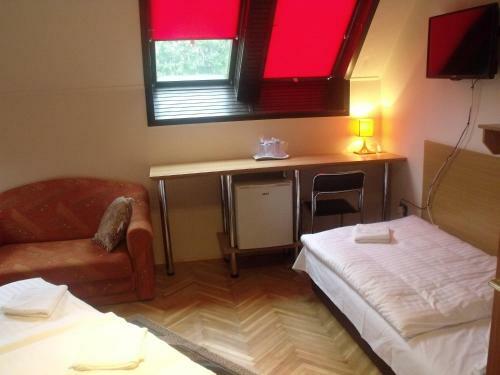 Hostal Ab�dszal�ki Vitorl�s Vend�gh�z