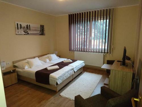 Hostal Rivi�ra Vend�gh�z