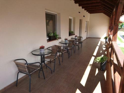 Hostal Rivi�ra Vend�gh�z
