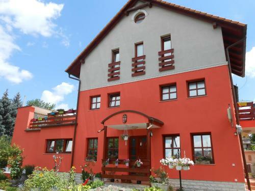 Hostal Aranyes? Vend�gh�z Csorbai