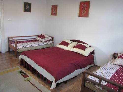 Hostal Heni Vend�gh�za