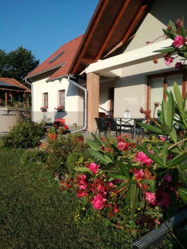 Apartamento T�berke Vend�gh�z