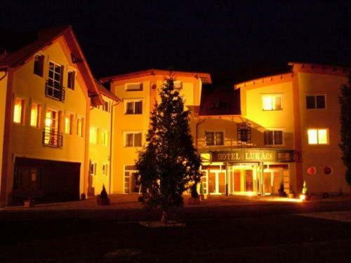 Hotel Luk�cs Superior