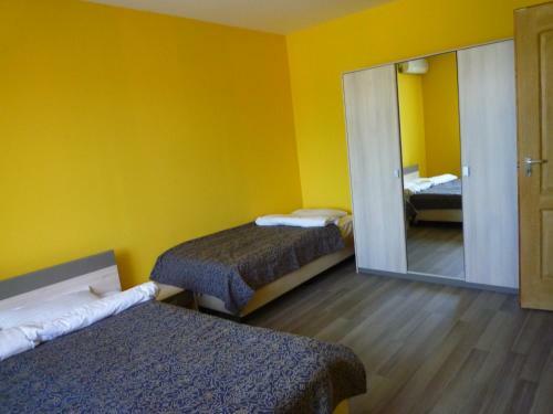 Hostal Farkasverem Vend�gh�z
