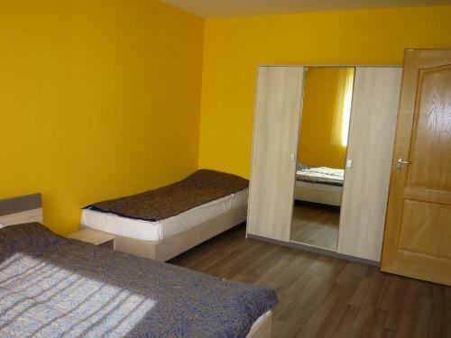 Hostal Farkasverem Vend�gh�z