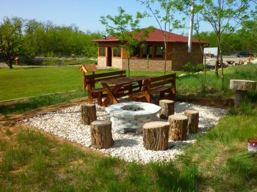Hostal Farkasverem Vend�gh�z
