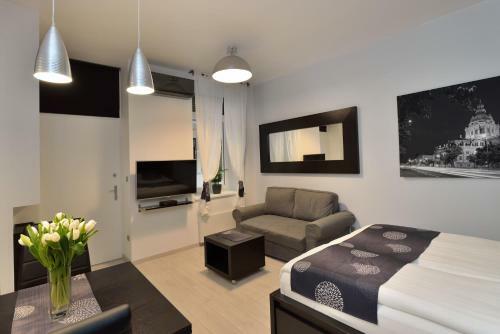 Urban Spirit Apartments