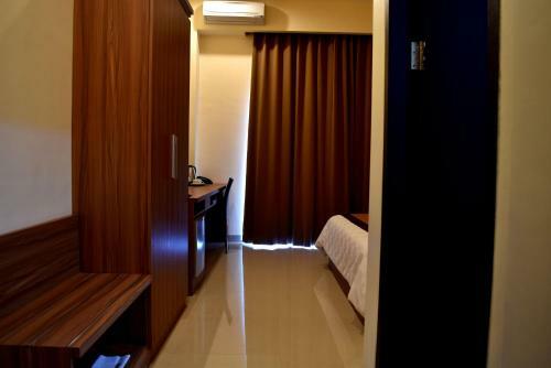 Padadita Beach Hotel