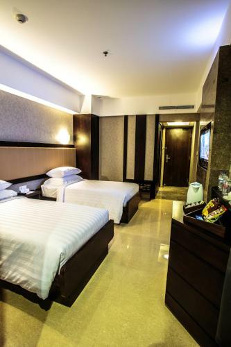 Crown Victoria Hotel Tulungagung