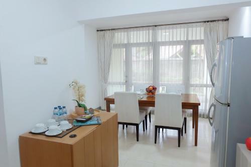Apartamentos Whiz Residence Darmo Harapan Surabaya