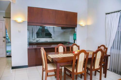 Apartamentos Whiz Residence Darmo Harapan Surabaya