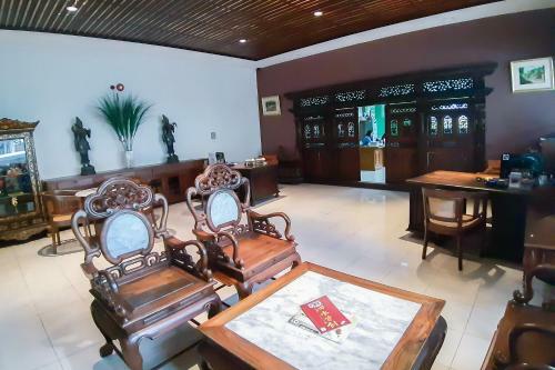 Apartamentos Whiz Residence Darmo Harapan Surabaya