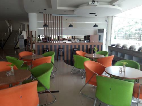 Halogen Hotel Airport Surabaya