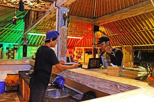 Hostal The Gazebo Selong Belanak