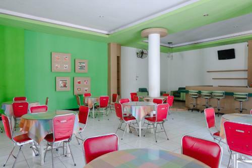 Spot On 1796 Hotel Taman Indah