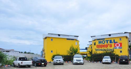Hotel Canoa�s Wonderland