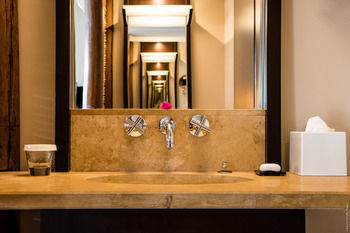 Hotel Le Cap Est Lagoon Resort & Spa