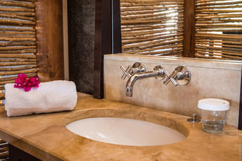 Hotel Le Cap Est Lagoon Resort & Spa
