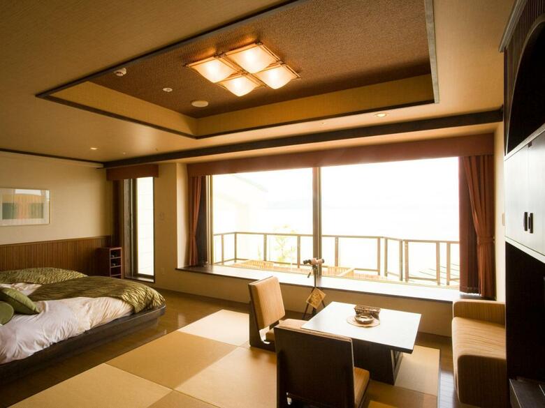Hotel Lake Saroma Tsuruga Resort