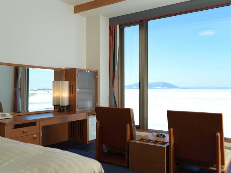 Hotel Lake Saroma Tsuruga Resort