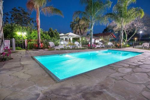 Hotel Song Of Galilee