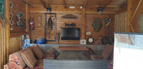 Hostal Shefer Guesthouse