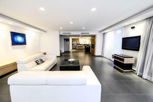 Villa Eyal