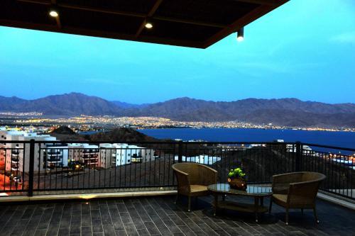 Open Sky Luxury Apartment
