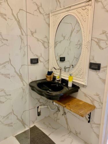 Shantell Luxury Apartment