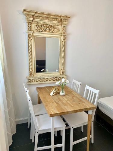 Shantell Luxury Apartment