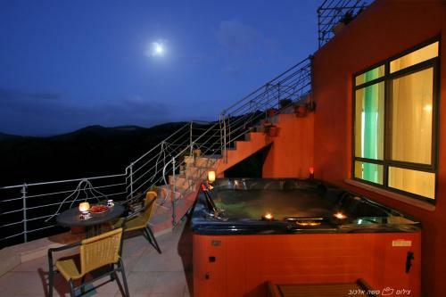 Lodge Emerald Suite