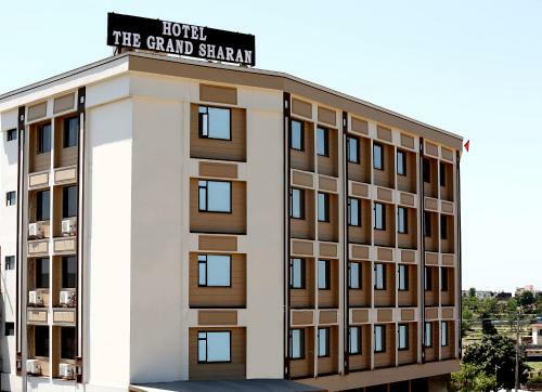 Hotel Grand Sharan