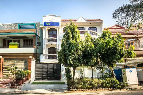 Hostal Fabexpress Ivy Inn Sector 35
