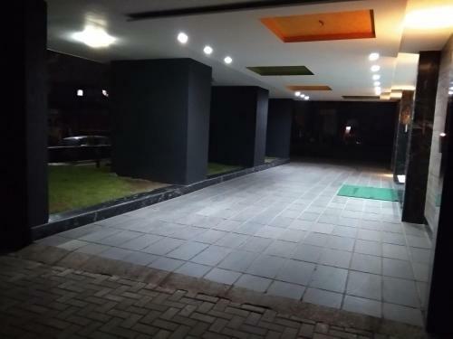 Hotel Jk Rooms 121 Shaheen Int.-nr. Mahindra Co.-midc