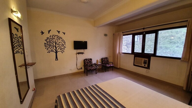 Hostal Ywca International Guest House