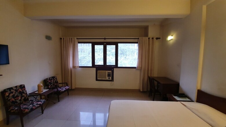 Hostal Ywca International Guest House