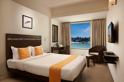 Hotel Indy Waterfront Resort