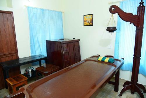Hotel Double Room Non AC Accommodation In A Home Stay