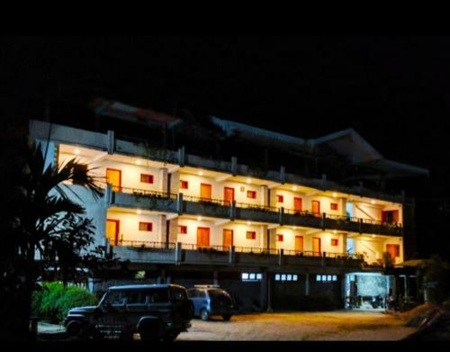 Smileland Hotel