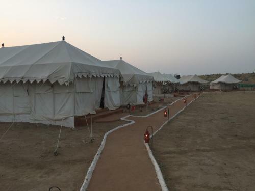 Hotel Golden Dune Camp