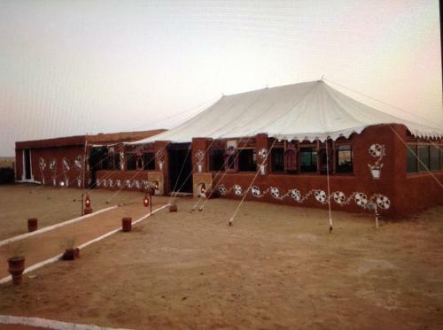Hotel Golden Dune Camp