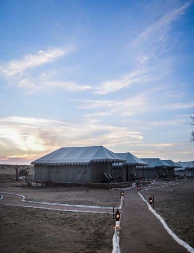 Hotel Golden Dune Camp