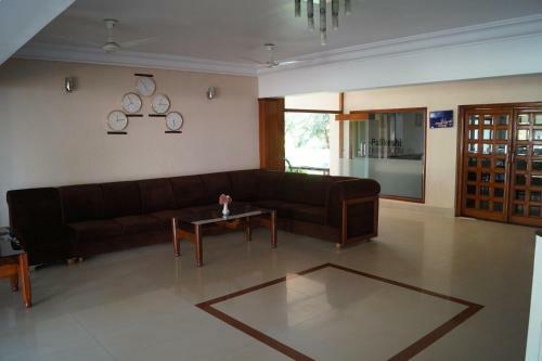 Hotel Badami Court