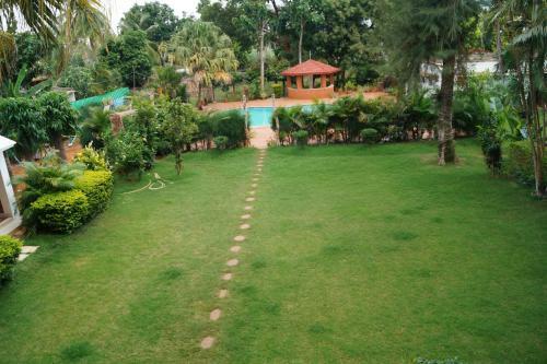 Hotel Badami Court