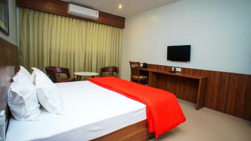 Hotel Little Mastiff Chinchwad