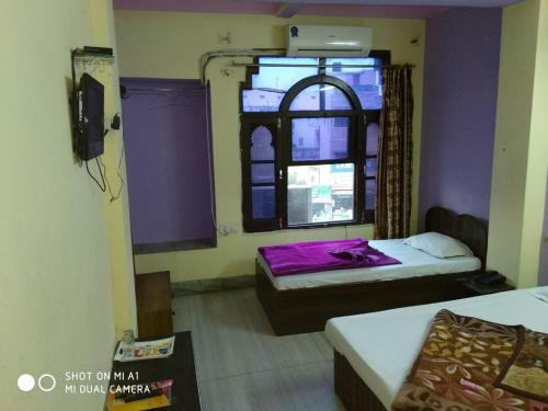 Hotel Surbhi Palace