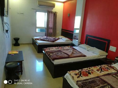 Hotel Surbhi Palace