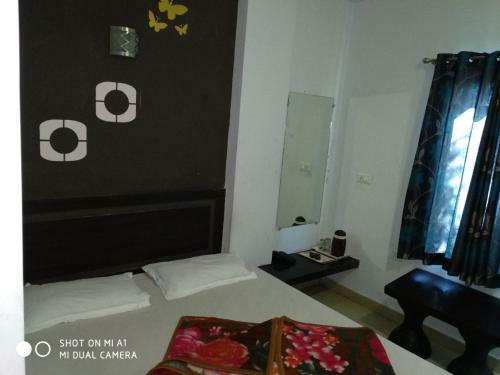 Hotel Surbhi Palace
