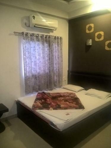 Hotel Surbhi Palace