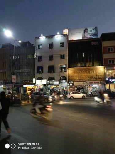 Hotel Surbhi Palace